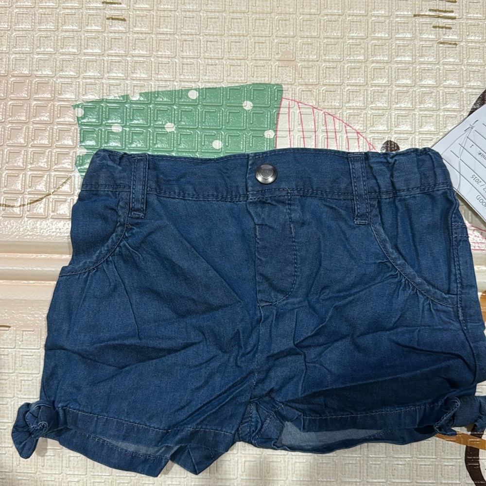 Girls shorts . Children’s place 3t